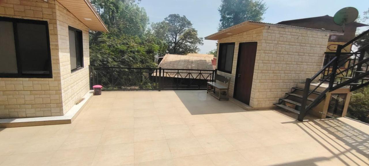 Hotel President House Matheran Buitenkant foto